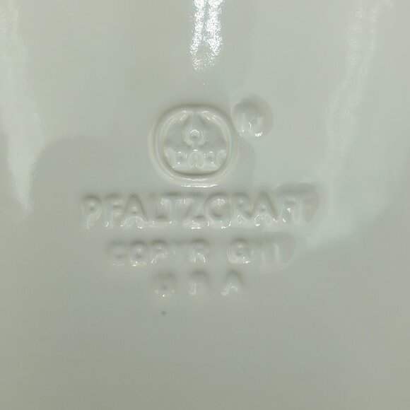 Pfaltzgraff Terrace White Round Covered Butter Dish Cheese Snack Dessert Dish - Picture 6 of 6